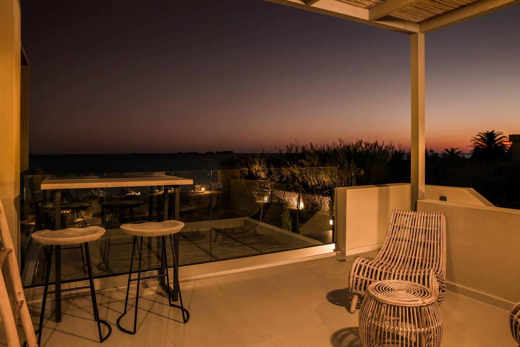 Grand Blue Beach Residences 里科索翁 外观 照片